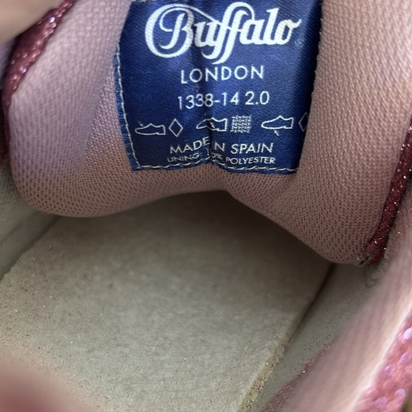 Buffalo LONDON Pink Sparkle Platforms -Never Worn - Picture 12 of 13